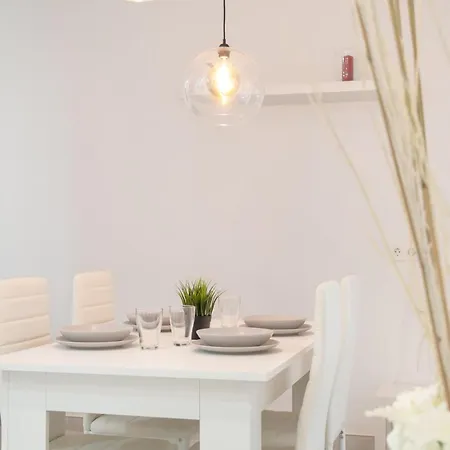 Alison's Apartment