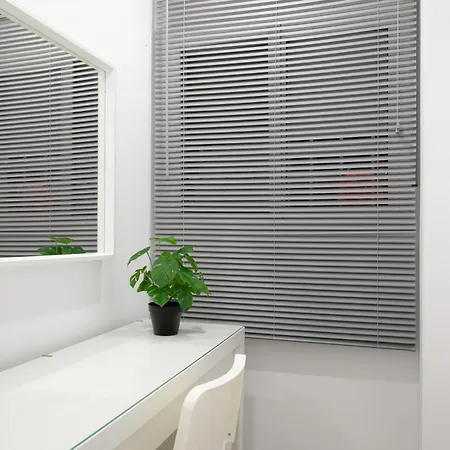 Alison's Apartment *